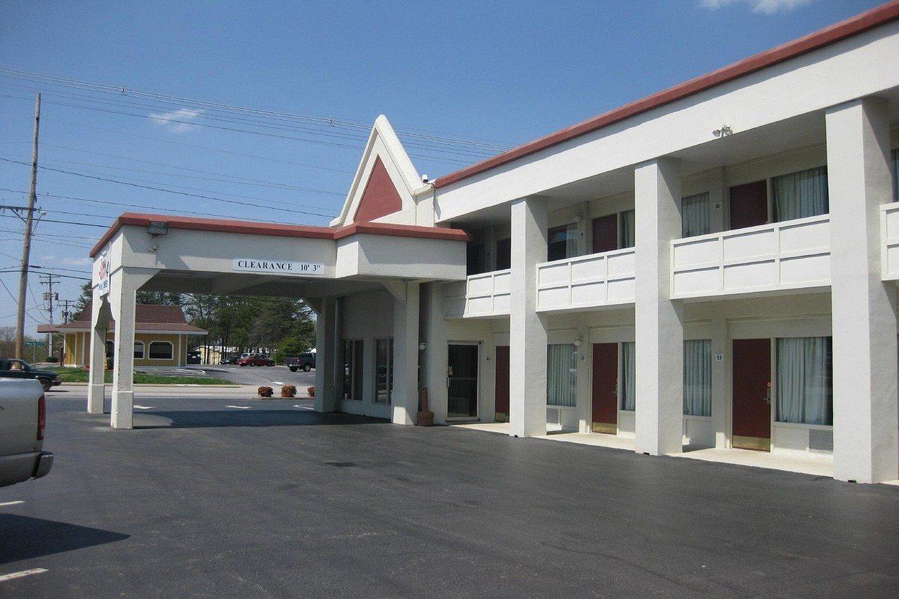 Astoria Hotel Danville North Buitenkant foto