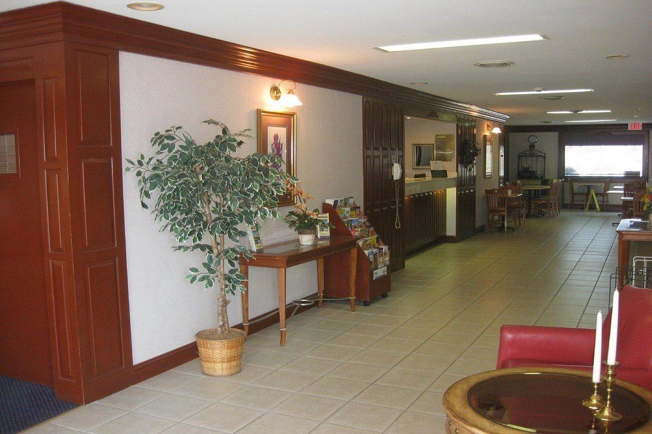 Astoria Hotel Danville North Buitenkant foto